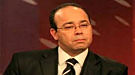 أنباء عن منع المناوى وأسرته من السفر والتحفظ على اموالهم