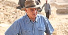 رسالة إلى زاهي حواس من مجموعة من الأثريين